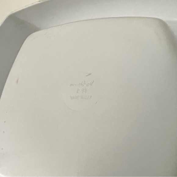 More Cigarette Brand Ashtray Barware - Picture 8 of 16